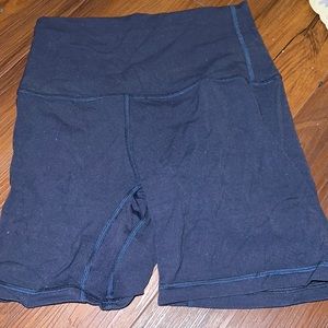 Navy lululemon aligns